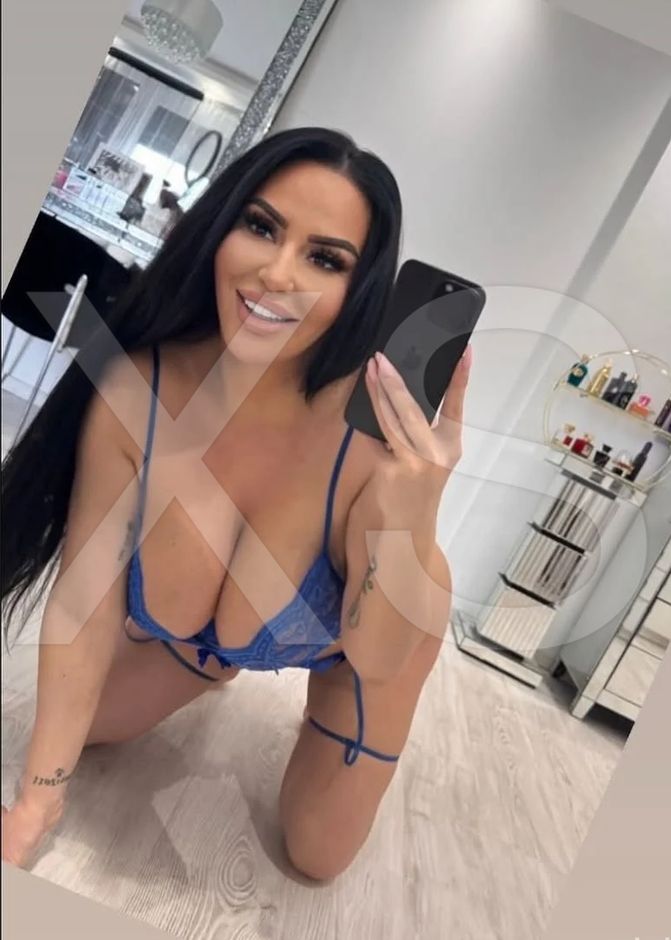 Emma - escort Basel